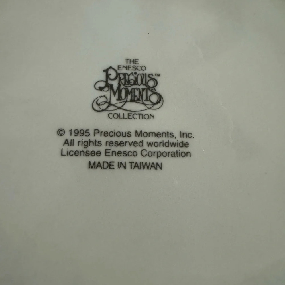 VTG 85 Precious Moments Teacher Coffee Cup Mug Love Never Fails Teachercore - Picture 6 of 10